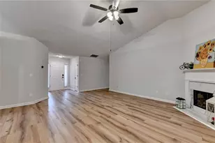 1581 Highland Bluff Ct, Suwanee, GA 30024 - Photo 13