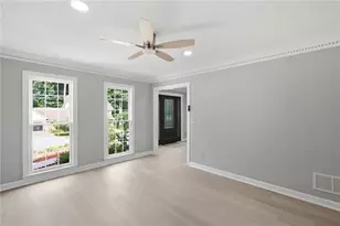 24 Planters Dr SW, Lilburn, GA 30047 - Photo 7