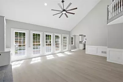 24 Planters Drive SW, Lilburn, GA 30047 - Photo 17