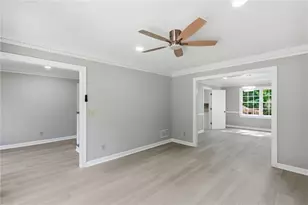 24 Planters Dr SW, Lilburn, GA 30047 - Photo 5