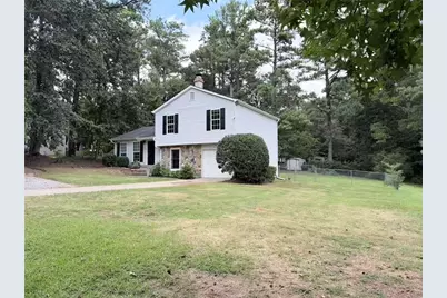 944 Sweetwater Circle, Lawrenceville, GA 30044 - Photo 3
