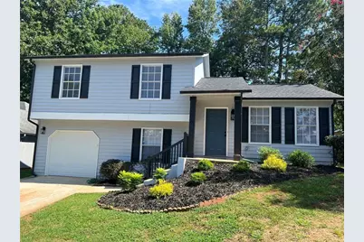851 Shore Drive, Lithonia, GA 30058 - Photo 1
