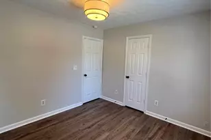 851 Shore Dr, Lithonia, GA 30058 - Photo 21