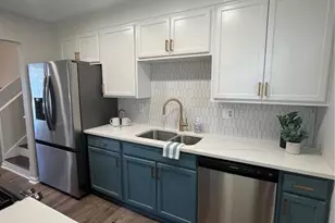 851 Shore Dr, Lithonia, GA 30058 - Photo 9
