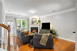 2275 Limehurst Dr NE, Atlanta, GA 30319 - Photo 11