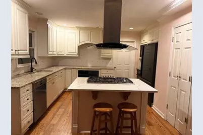 4010 Mansion Drive, Marietta, GA 30062 - Photo 9