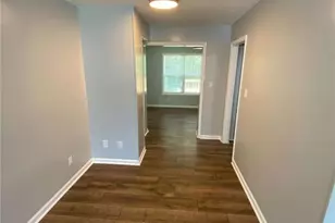 5335 Lee Cir, Forest Park, GA 30297 - Photo 13
