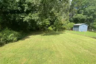 5335 Lee Cir, Forest Park, GA 30297 - Photo 9