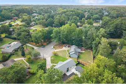 1300 Chipping Court, Roswell, GA 30076 - Photo 49