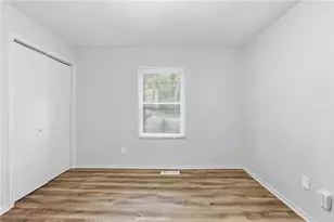 2197 Swallow Cir SE, Atlanta, GA 30315 - Photo 15
