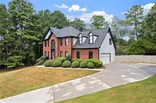 2310 Pinehaven Ct, Grayson, GA 30017 - Photo 1