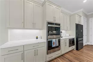 6210 Bellmoore Park Ln, Johns Creek, GA 30097 - Photo 9