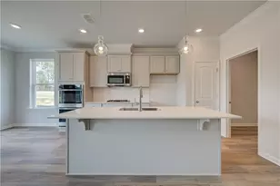 3659 Donovan Cir, Loganville, GA 30052 - Photo 7