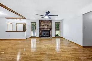 1351 Minix Rd, Sharpsburg, GA 30277 - Photo 5