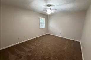 110 Chalfont Dr, Athens, GA 30606 - Photo 7