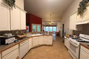 1148 Whithers Dr, Lawrenceville, GA 30045 - Photo 9