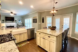 2640 Gentry Walk Ct, Cumming, GA 30041 - Photo 19