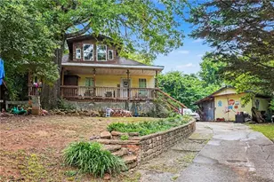 319 W Broadway St, Griffin, GA 30223 - Photo 1