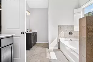 1674 Maplecliff Way, Buford, GA 30518 - Photo 19