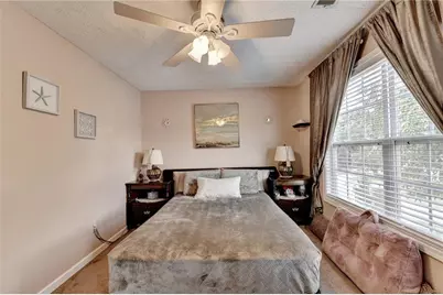4654 Pine Isle Way, Buford, GA 30518 - Photo 31