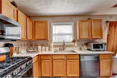 4654 Pine Isle Way, Buford, GA 30518 - Photo 25