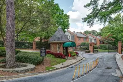 23116 Plantation Drive NE, Atlanta, GA 30324 - Photo 3