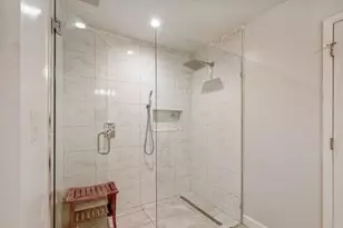23116 Plantation Dr NE, Atlanta, GA 30324 - Photo 21
