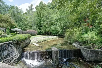 23116 Plantation Drive NE, Atlanta, GA 30324 - Photo 29