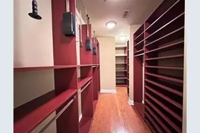 2626 Peachtree Road NW #1007, Atlanta, GA 30305 - Photo 15