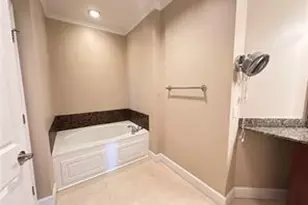 2626 Peachtree Rd NW, Atlanta, GA 30305 - Photo 19