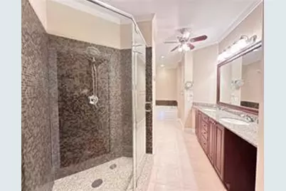 2626 Peachtree Road NW #1007, Atlanta, GA 30305 - Photo 17