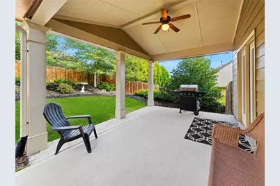 7232 Lake Sterling Boulevard, Flowery Branch, GA 30542 - Photo 5