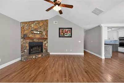 121 Brownsmill Drive, Grayson, GA 30017 - Photo 5