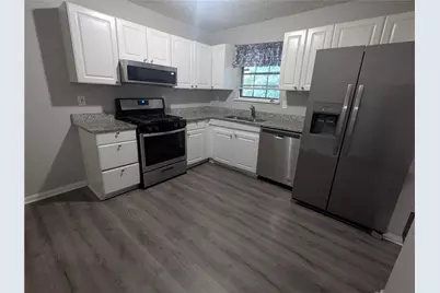2153 Cherokee Valley Circle, Lithonia, GA 30058 - Photo 3