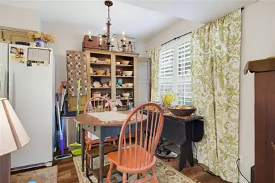1352 Old Coach Road SW, Marietta, GA 30008 - Photo 9