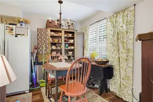 1352 Old Coach Rd SW, Marietta, GA 30008 - Photo 9