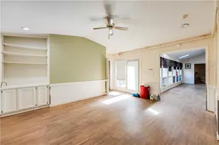 3914 Sable Dr, Stone Mountain, GA 30083 - Photo 11