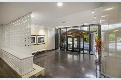 3060 Pharr Court North NW #302, Atlanta, GA 30305 - Photo 33