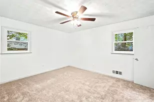 2704 Kozy Ct NE, Marietta, GA 30066 - Photo 17