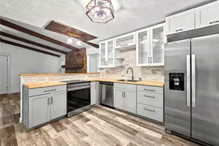 2704 Kozy Ct NE, Marietta, GA 30066 - Photo 7