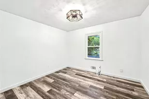 2704 Kozy Ct NE, Marietta, GA 30066 - Photo 9