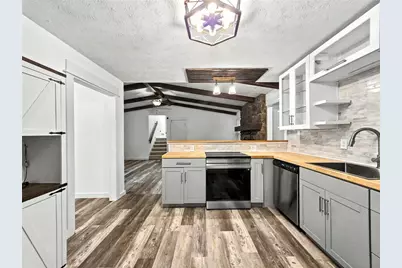 2704 Kozy Court NE, Marietta, GA 30066 - Photo 5