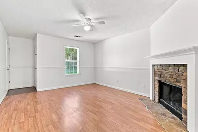 9185 Horseshoe Bnd, Gainesville, GA 30506 - Photo 11