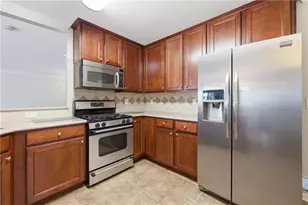 251 Balaban Cir, Woodstock, GA 30188 - Photo 9