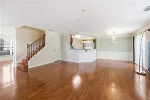 251 Balaban Cir, Woodstock, GA 30188 - Photo 5