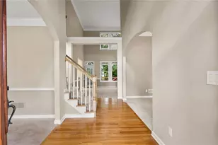 4055 Vista Point Ln, Suwanee, GA 30024 - Photo 3