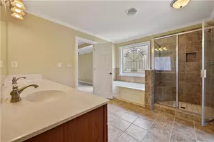 1413 Park Hollow Ln NE, Lawrenceville, GA 30043 - Photo 25