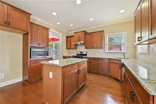 1413 Park Hollow Ln NE, Lawrenceville, GA 30043 - Photo 11