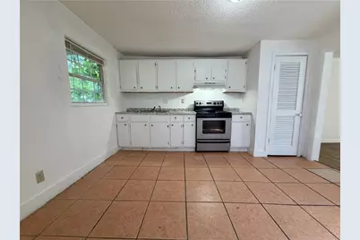 1070 Ollie Circle NW #A, Atlanta, GA 30314 - Photo 3