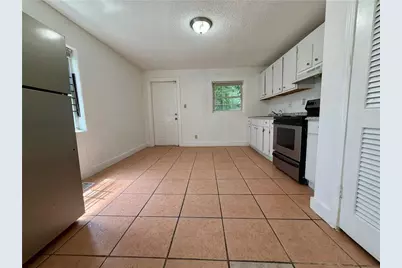 1070 Ollie Circle NW, Atlanta, GA 30314 - Photo 3